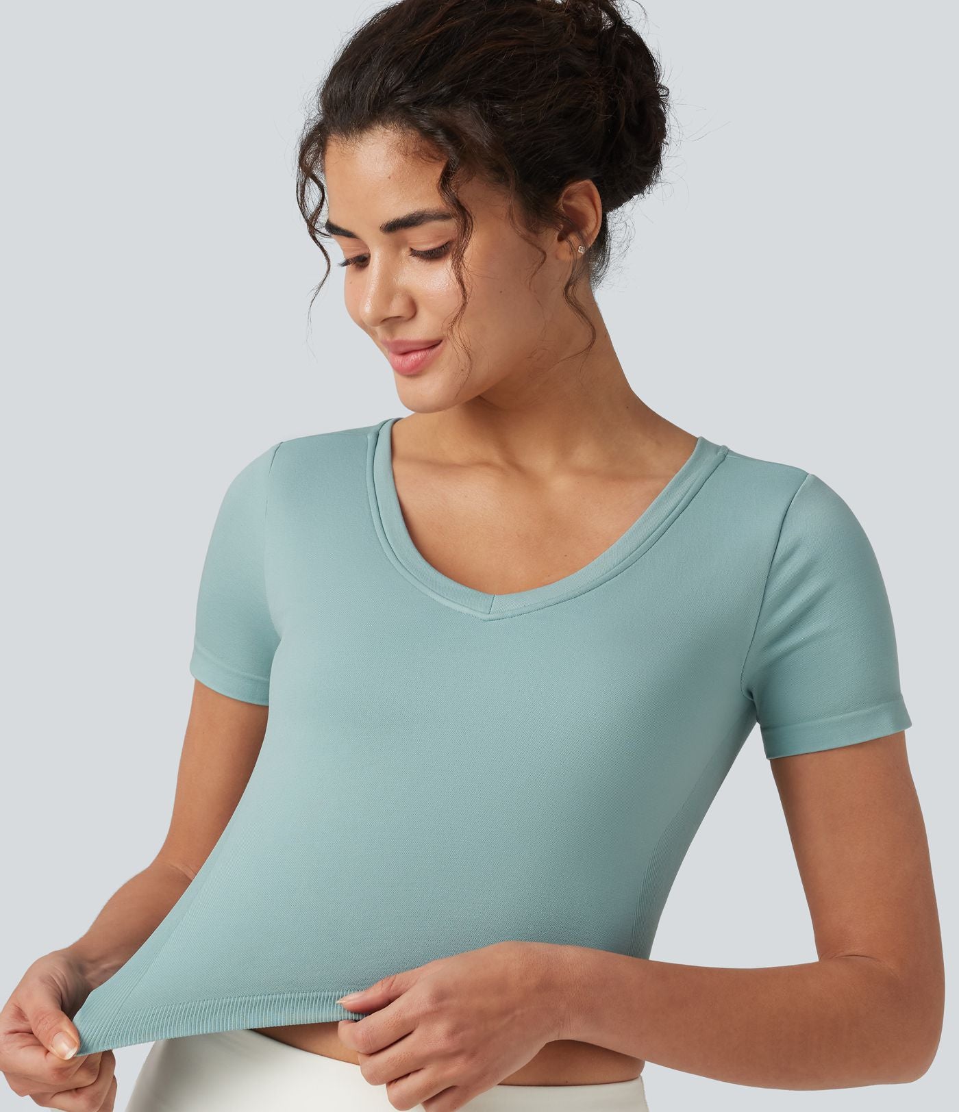 Haut de yoga court OneForm Seamless Flow col V à manches courtes avec brassière intégrée