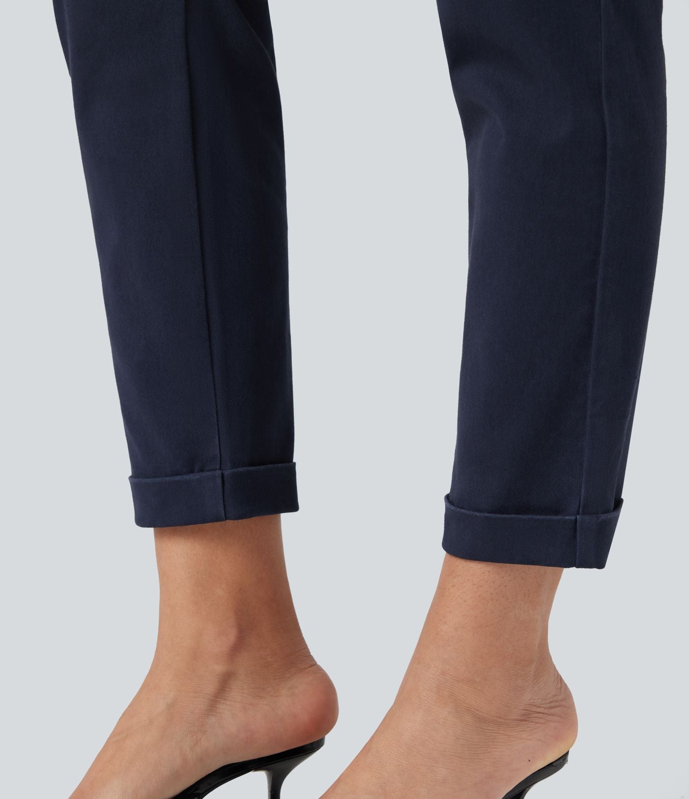 Pantalon coton 7/8 coupe ajustée taille mi-haute avec poches