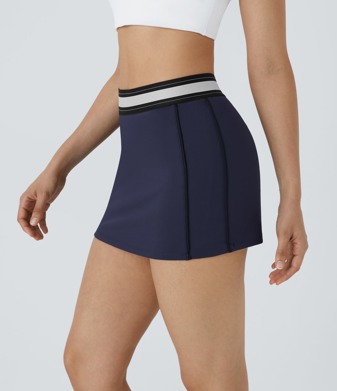 Jupe de tennis SoftlyZero™ Airy micro mini 2-en-1 à taille haute et color block ajustée au corps à effet frais InstantCool