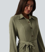 Robe de bureau mi-longue en maille côtelée à manches longues avec ceinture