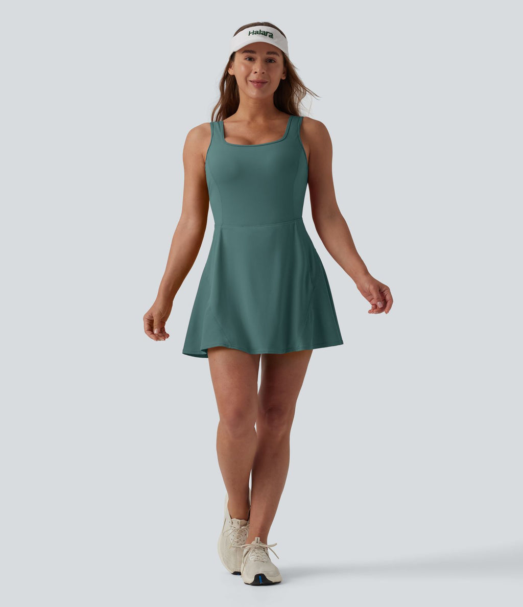 Robe de sport mini 2-en-1 SoftlyZero™ Airy col U poches effet frais InstantCool danse bonnets E-G, accès facile Easy Peasy