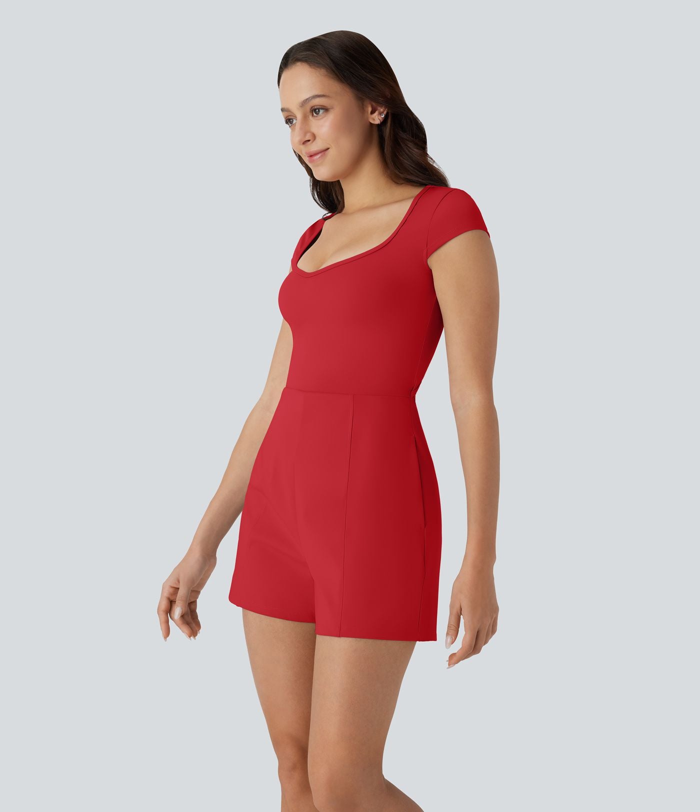 Combinaison de yoga Softlyzero™ Airy avec col U, manches courtes et poches latérales - Édition Easy Peasy
