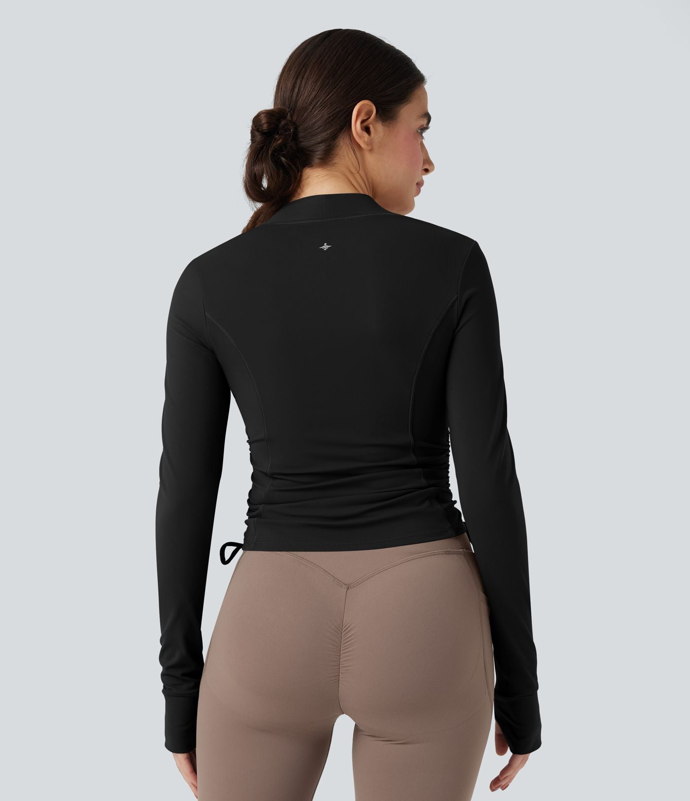 Veste yoga SoftlyZero™ Plush manches longues avec trous pour pouces et cordon de serrage