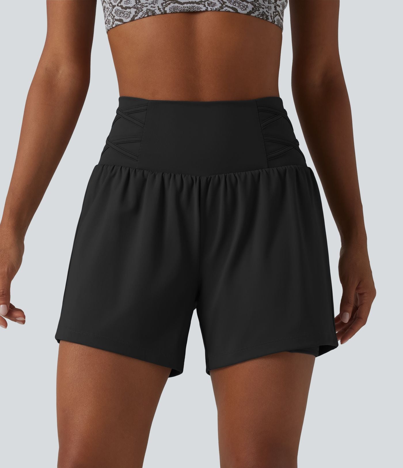 Short de yoga SoftlyZero™ Airy taille très haute 2-en-1 effet frais InstantCool 12,5 cm avec poches