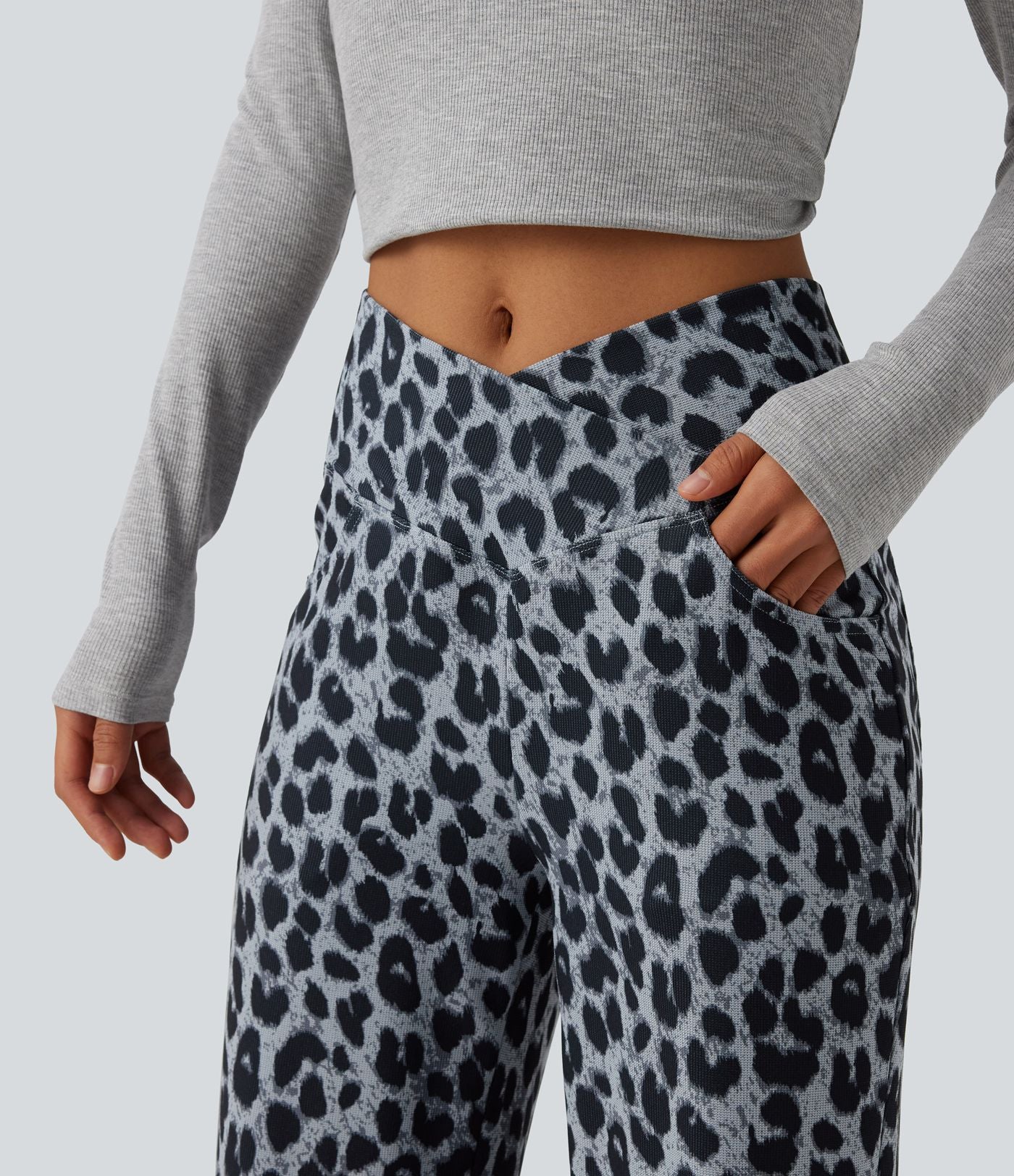 Pantalon large décontracté taille haute croisé imprimé léopard en tissu gaufré avec poches