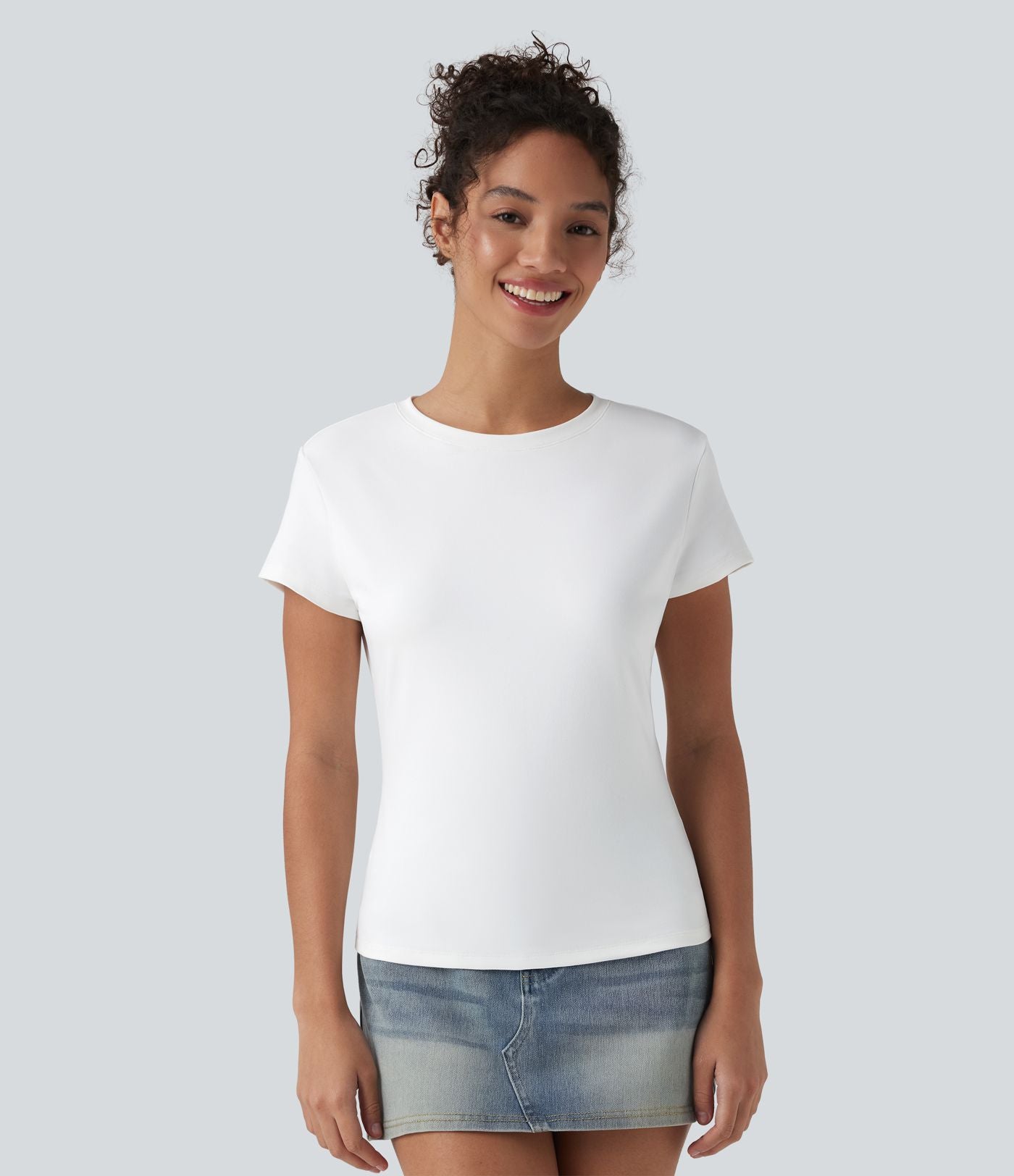 T-shirt baby tee décontracté col rond près du corps - Longueur plus longue