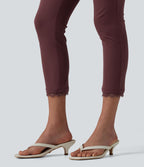 Leggings courts décontractés DayStretch taille haute en dentelle contrastée avec poches