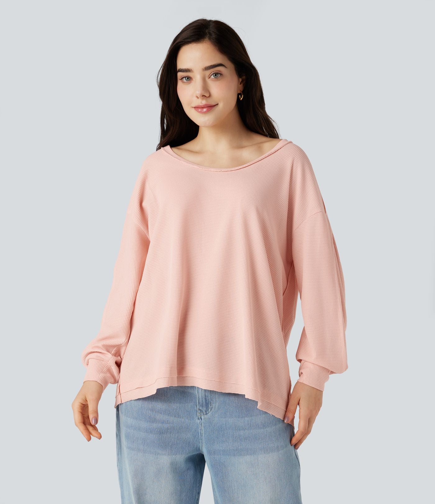 Sweat-shirt gaufré col échancré manches longues