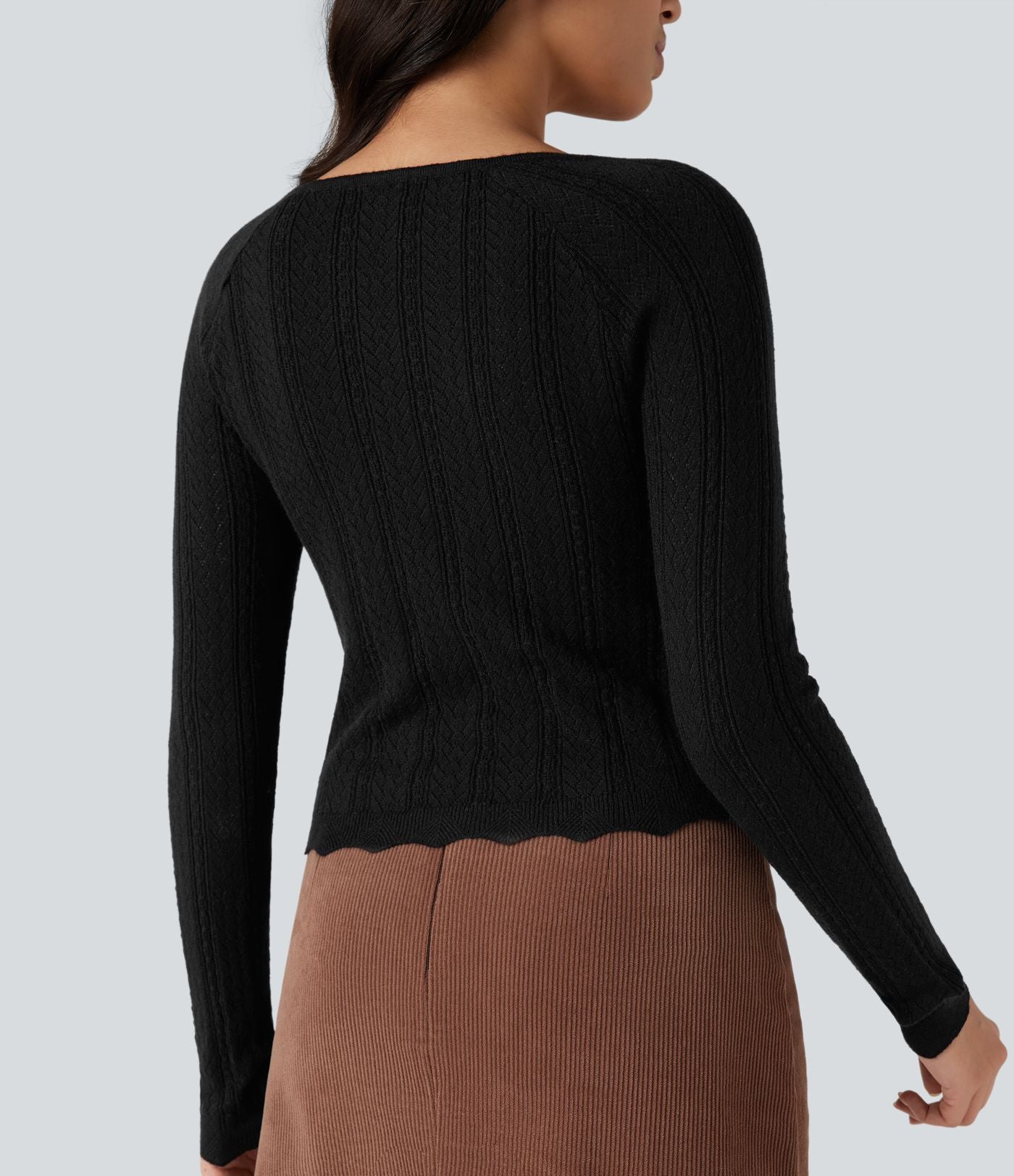 Pull ajouré col carré manches raglan ourlet festonné