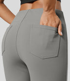 Pantalon tailleur légèrement évasé taille haute avec poches arrière Halara Flex™