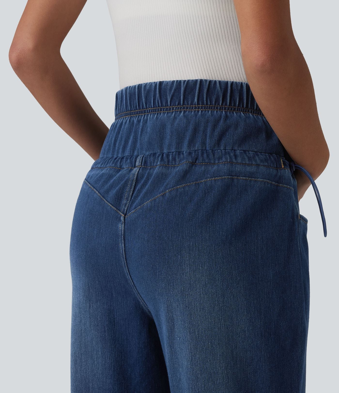 Halara Flex™ Jean de maternité ample décontracté à taille haute croisée avec cordon de serrage ajustable et poches
