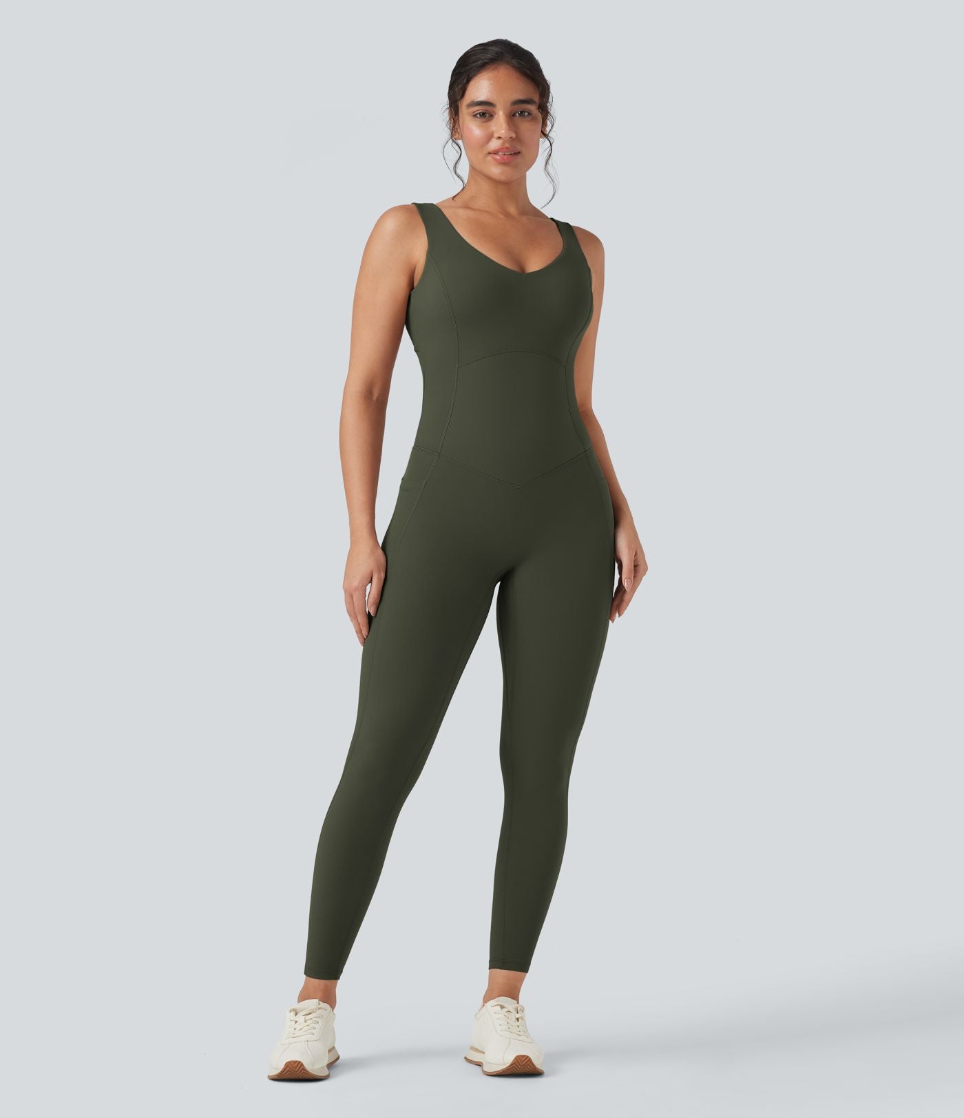 Combinaison de sport Halara UltraSculpt™ col V gainante push-up à poches
