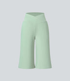 Pantacourt de yoga Cool Touch Softlyzero™ aérien à taille haute croisée, jambe large et poches