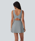 Robe SoftlyZero™ Airy de danse mini 2-en-1 dos nu, col U, bretelles croisées, poches latérales et effet frais InstantCool, accès facile Easy Peasy