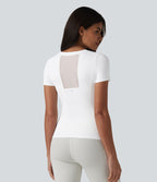 Haut de sport yoga SoftlyZero™ Airy col rond manches courtes mesh contrastant effet frais InstantCool, protection solaire UPF50+