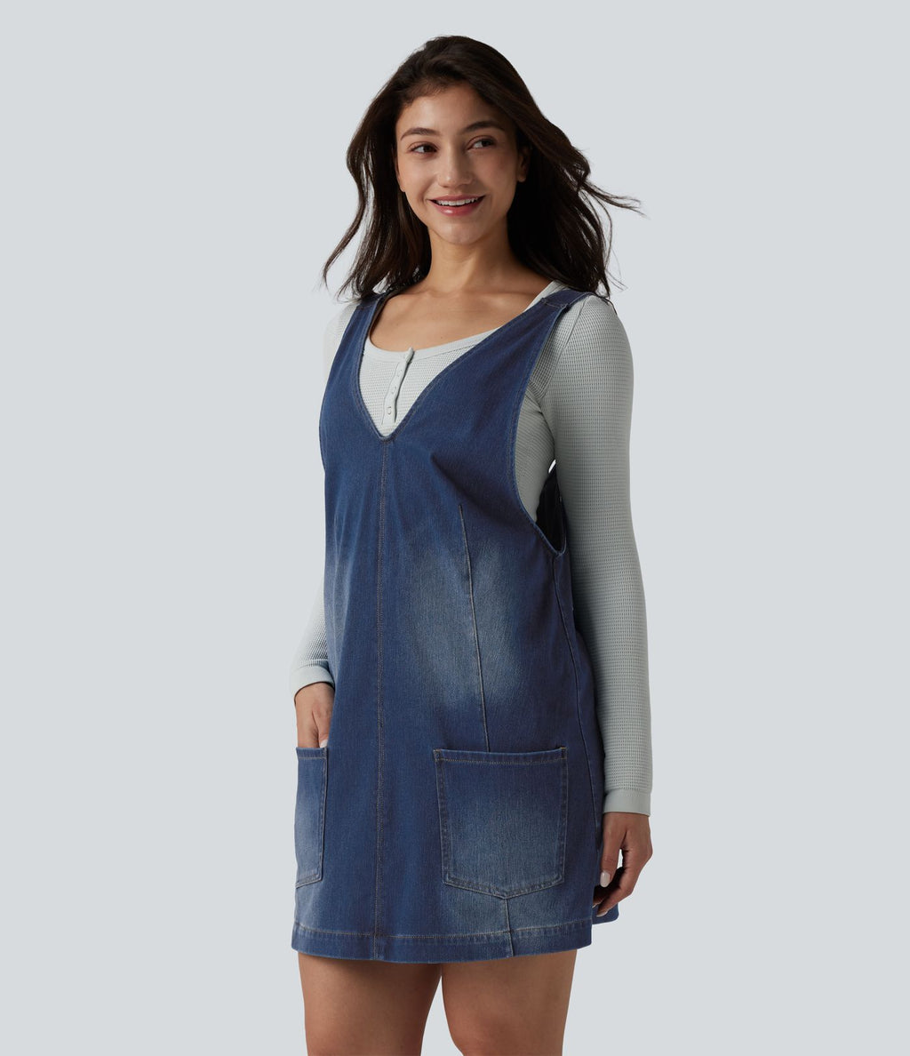 Robe mini décontractée Halara Flex™ col V en denim délavé avec poches