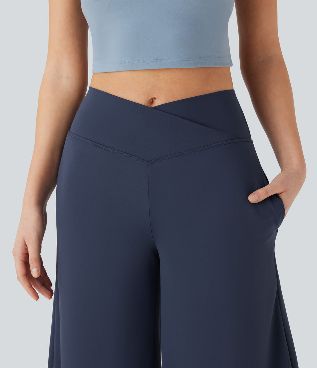 Pantacourt de yoga Cool Touch Softlyzero™ aérien à taille haute croisée, jambe large et poches
