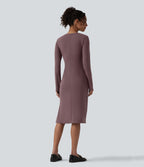 Robe midi col V manches longues froncée avec fente - Idéale pour le bureau