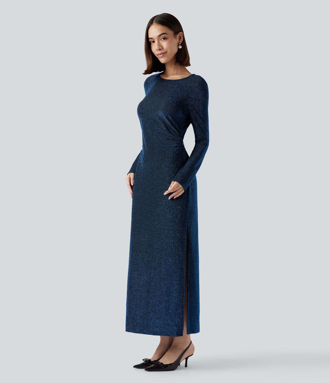Robe midi fendue à manches longues, dos noué avec découpes, effet sparkle