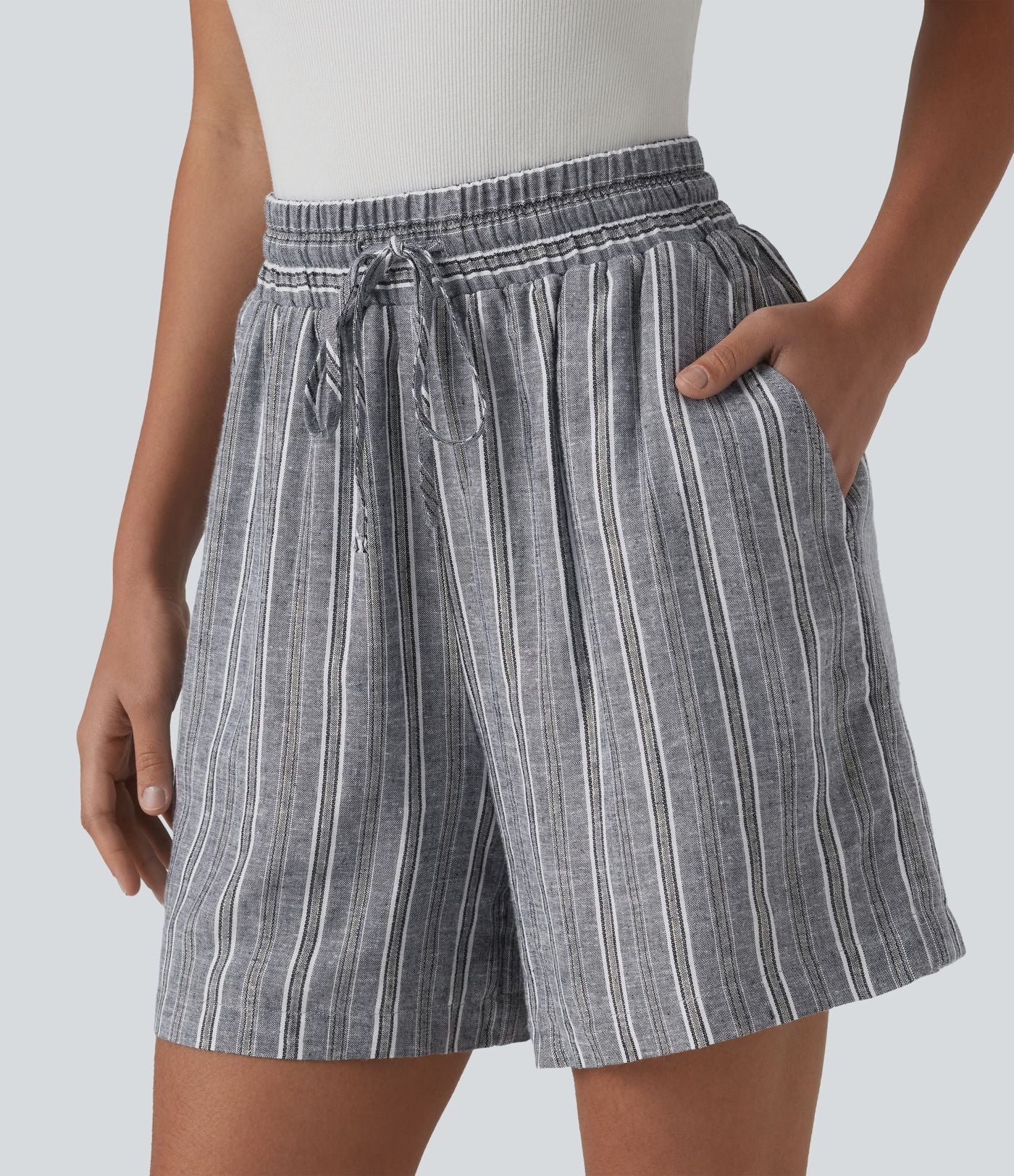 Short tailleur large en lin rayé taille haute avec cordon de serrage et poches