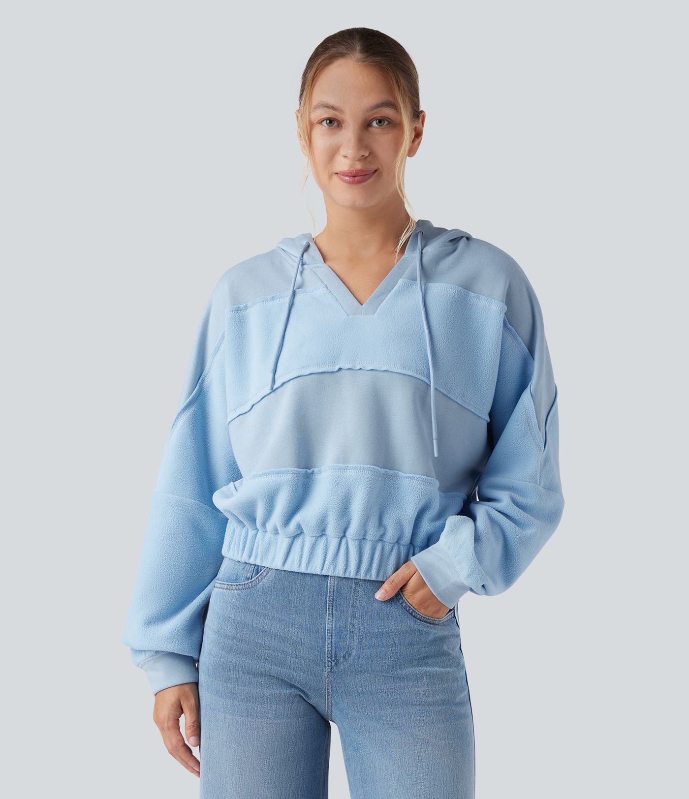 Sweat-shirt de sport patchwork à capuche avec cordon de serrage et manches longues