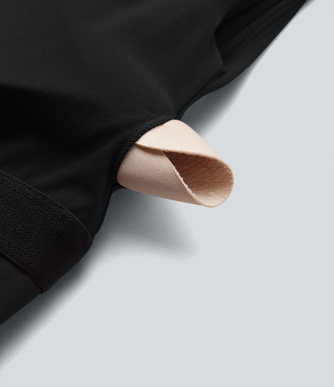 Robe de yoga active 2 en 1 SoftlyZero™ à épaules dénudées, bretelles amovibles et soutien-gorge intégré, avec poches - Facile à porter
