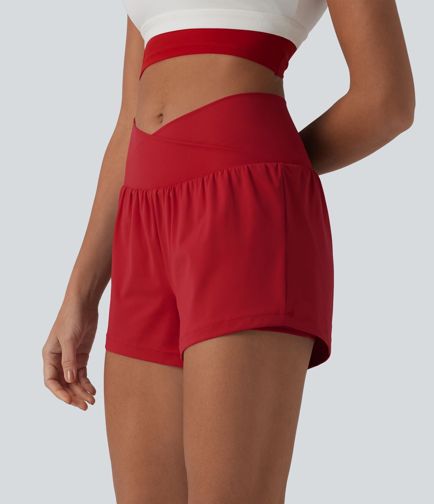 Short de yoga 2-en-1 SoftlyZero™ Airy croisé taille haute 7,5 cm effet frais InstantCool avec poches