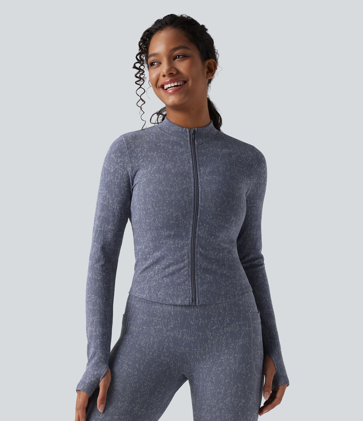 Veste de yoga OneForm Seamless Flow à manches longues avec zip et passage de pouce
