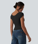 T-shirt col V manches courtes avec fronces