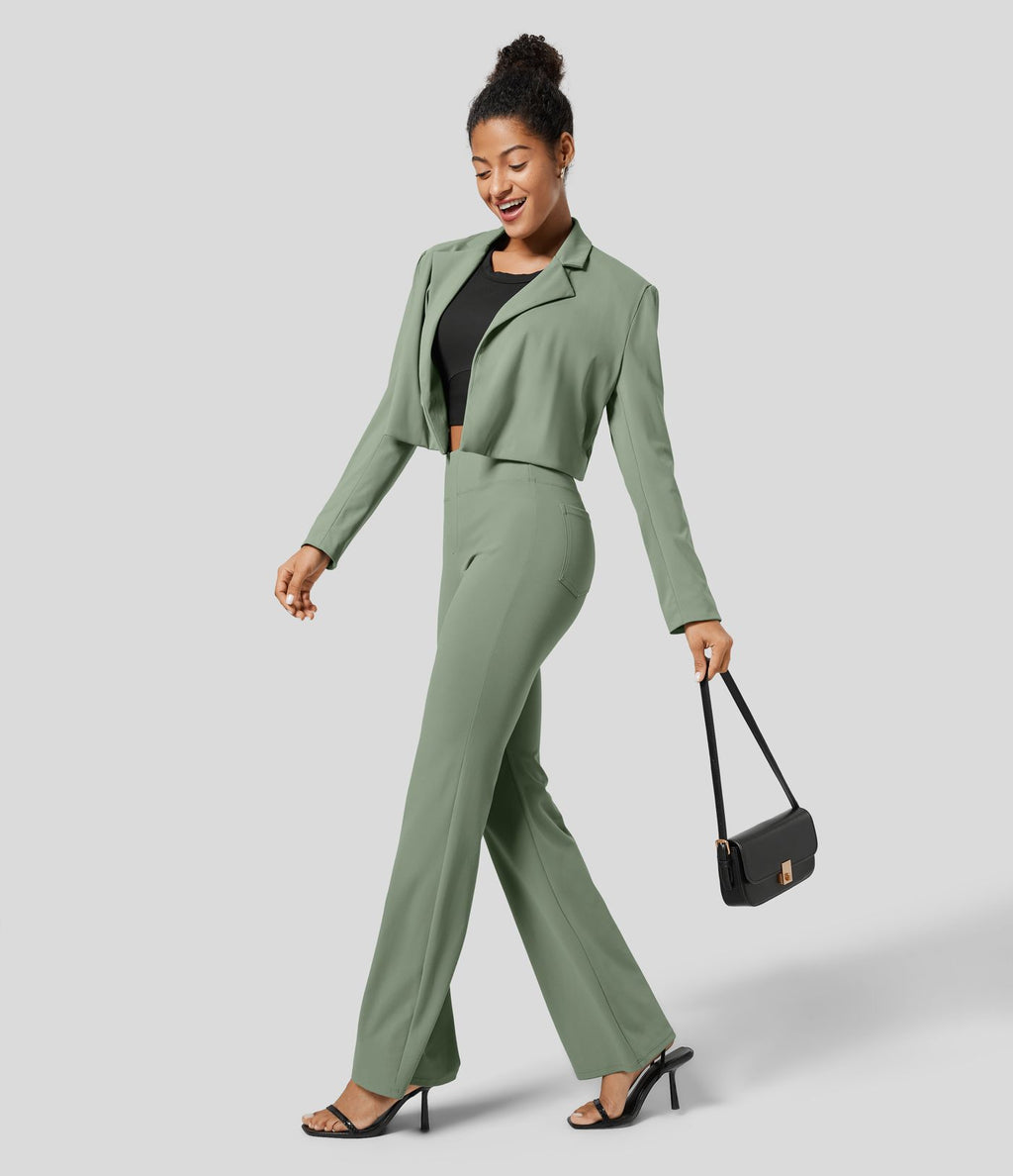 Pantalon tailleur légèrement évasé taille haute avec poches arrière Halara Flex™