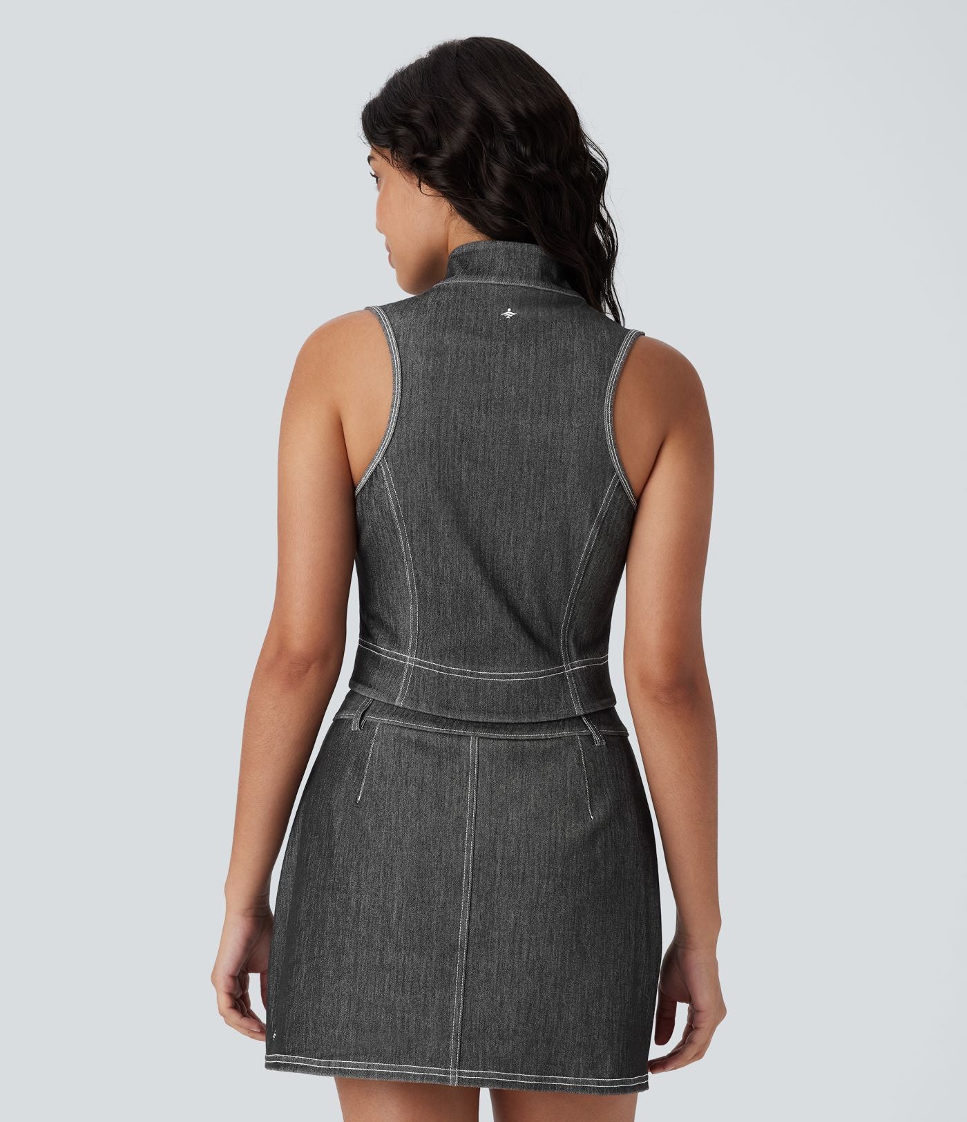 Débardeur de tennis Halara Flex™ en denim stretch délavé avec col montant, fermeture éclair et effet frais InstantCool