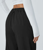 Pantalon décontracté droit taille moyenne à bouton, fermeture éclair et poches latérales