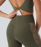 Softlyzero™ Legging Yoga 7/8 Taille Haute avec Poche au Dos Découpe Croisée et Dentelle Contrastante