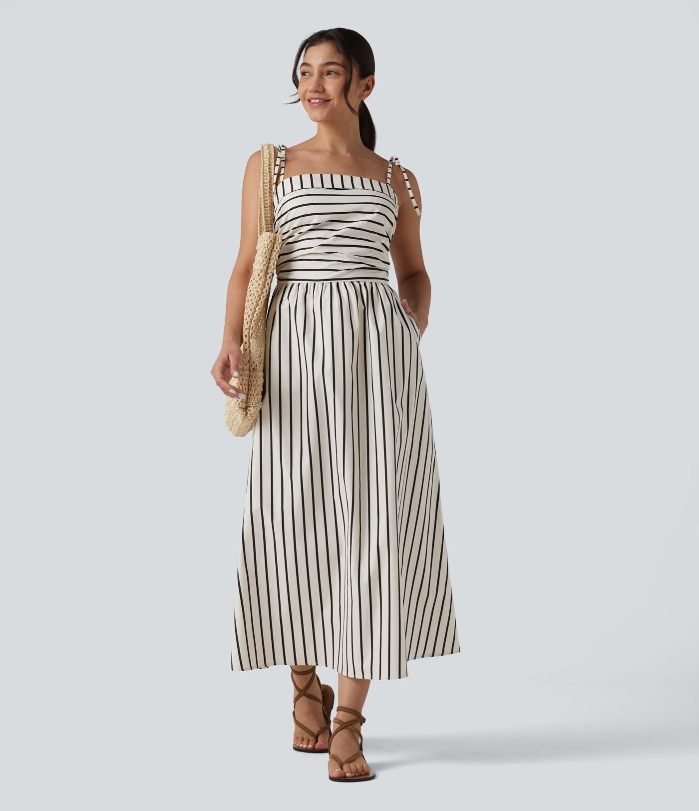 Robe midi rayée bretelles fines avec laçage et poches