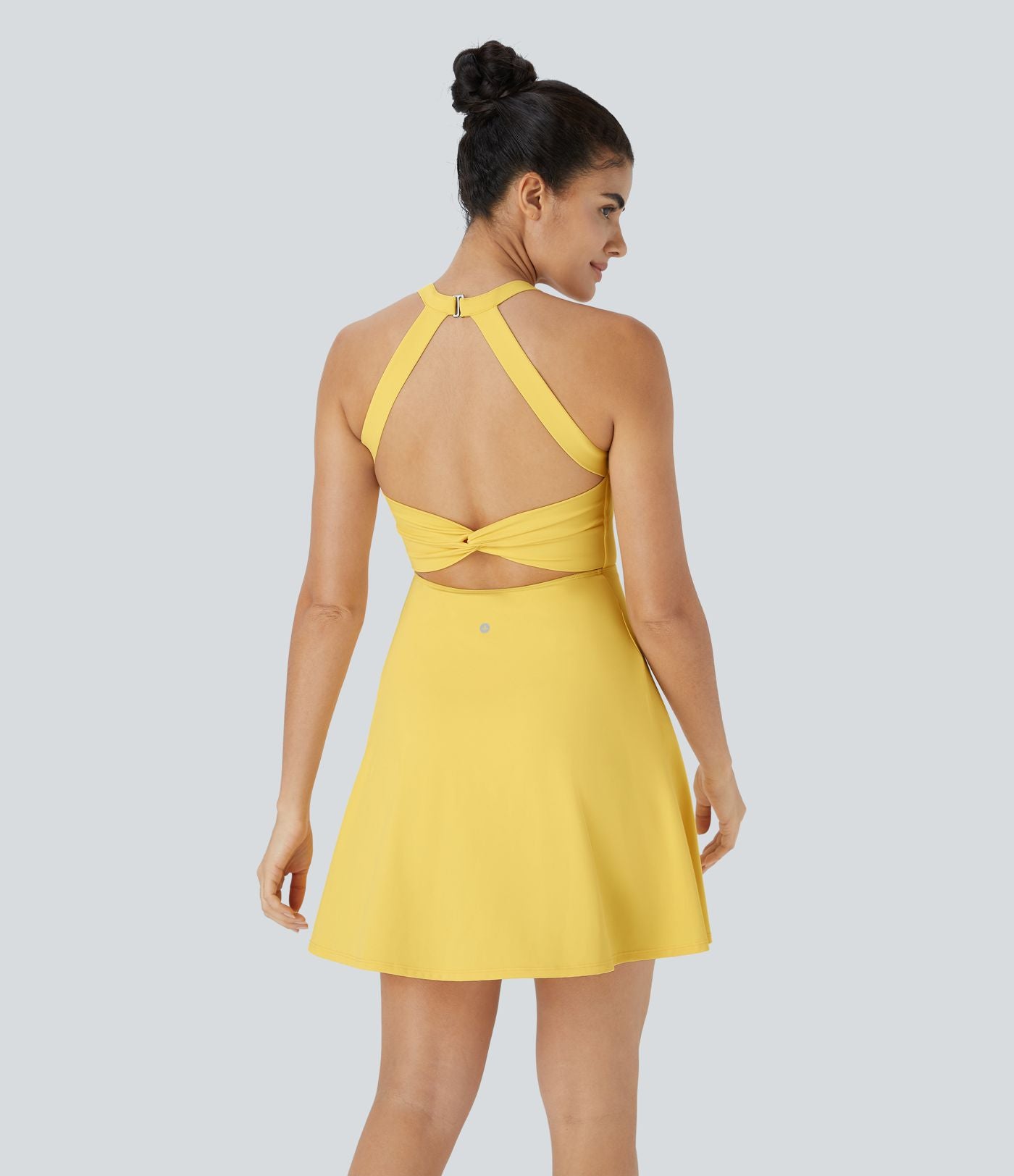 Robe de Danse Sport Mini à Volants Torsadés Dos Nu - Longueur Plus