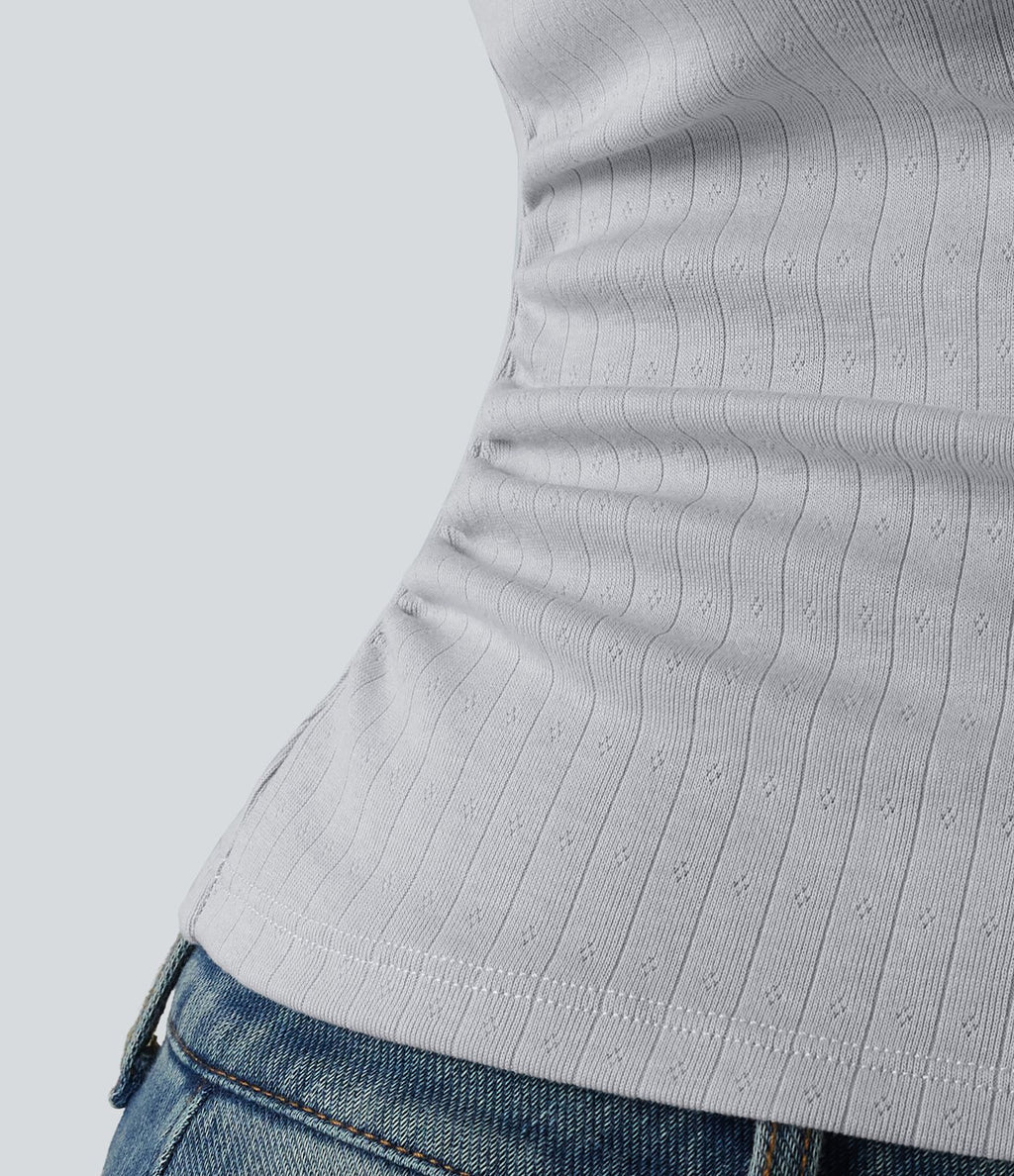 T-shirt col V manches courtes avec fronces