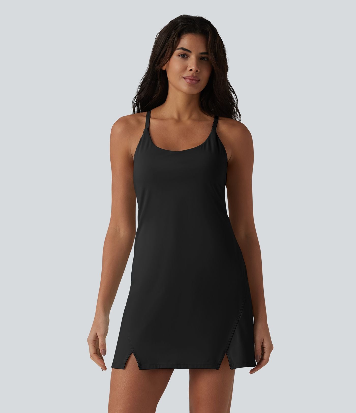 Robe de sport mini SoftlyZero™ Airy 2-en-1 effet frais InstantCool à bretelles, dos nu et poches, accès facile Easy Peasy
