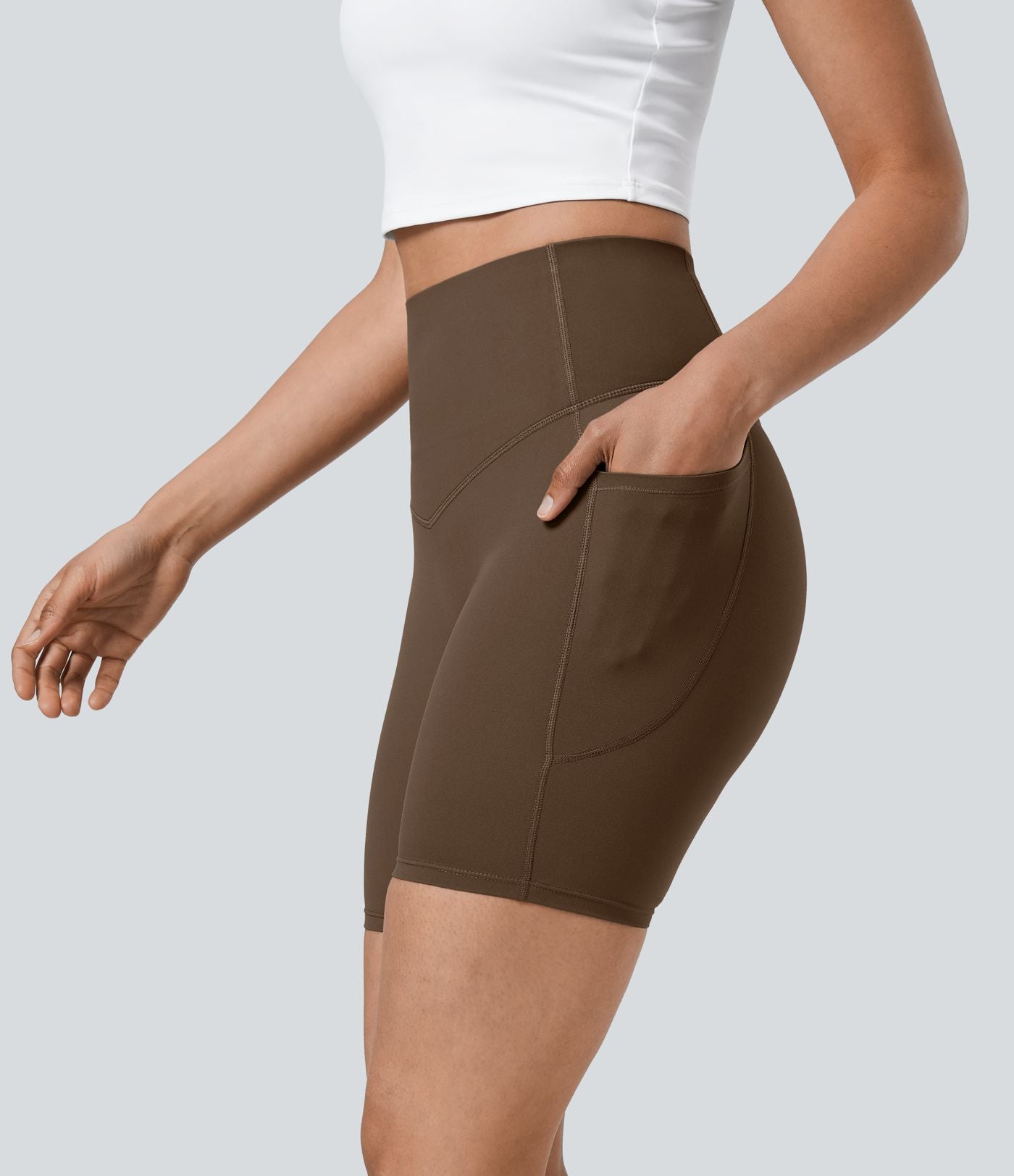 Short cycliste 17,5 cm d'entraînement gainant taille haute avec poches Halara UltraSculpt™