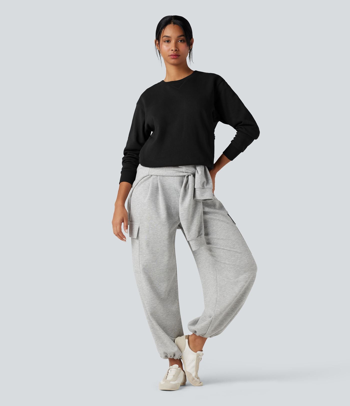 Sweat-shirt coton col rond manches longues avec poches