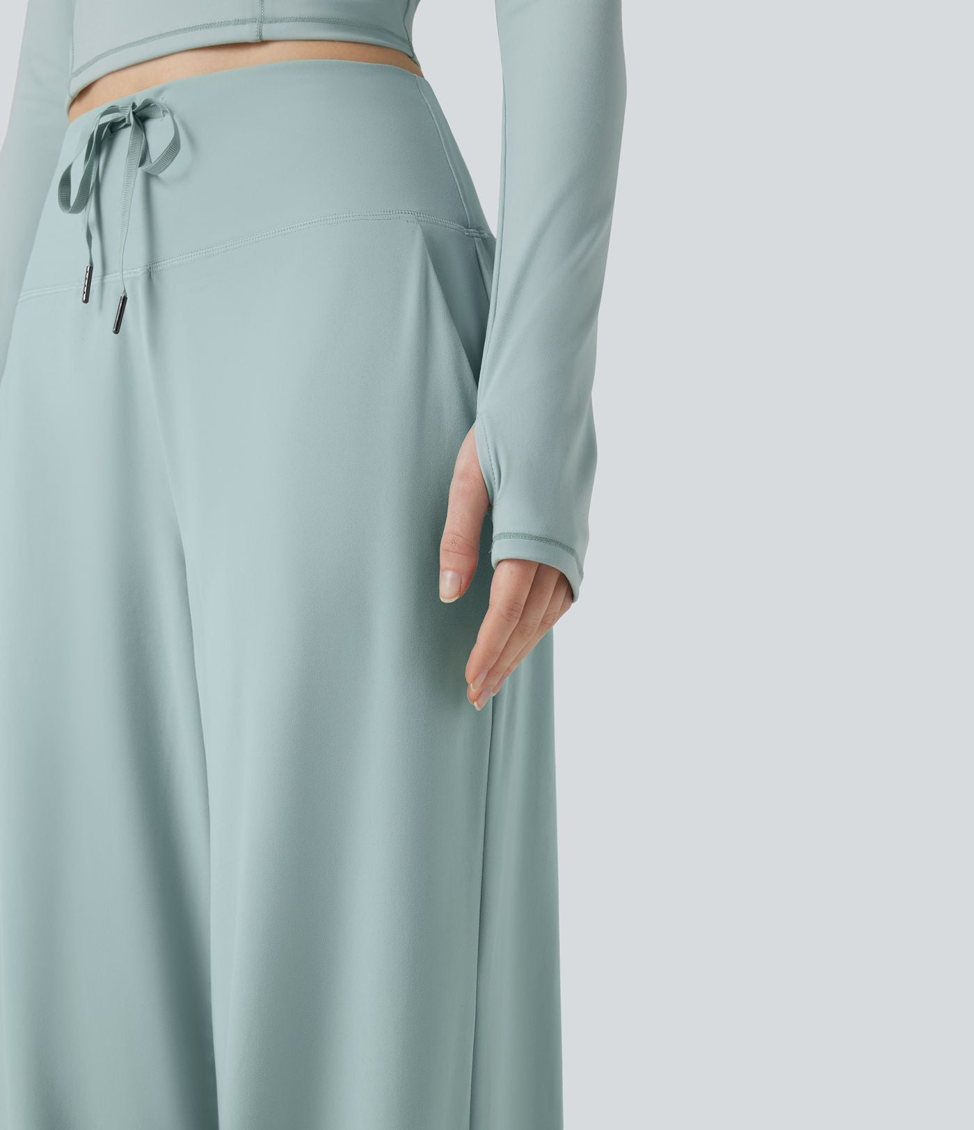 Top de sport tennis SoftlyZero™ Plush court col polo manches longues avec trous pouces