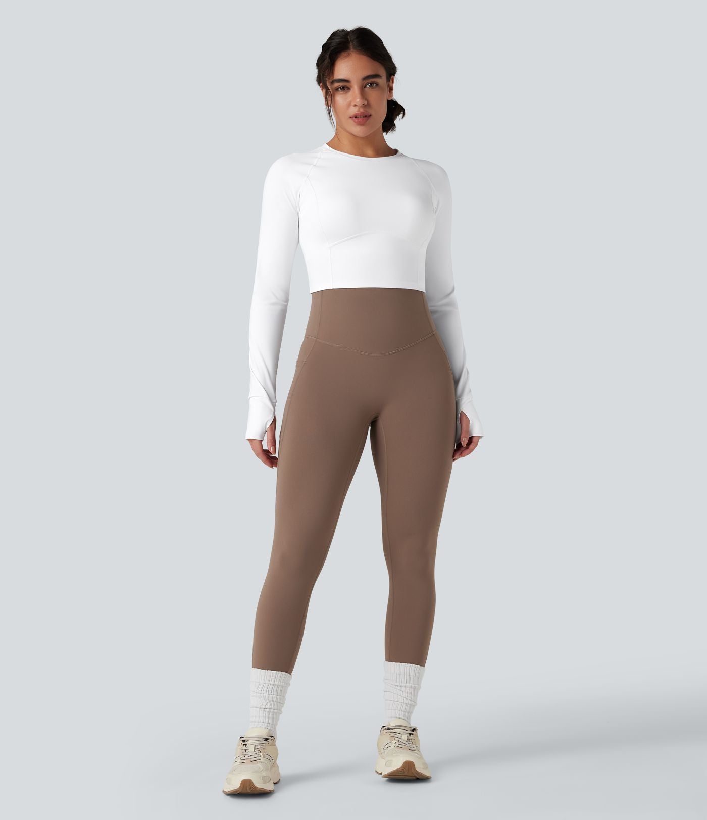 Haut de sport yoga SoftlyZero™ Airy push-up mesh contrastant effet frais InstantCool manches longues avec passe-pouces, protection solaire UPF50+