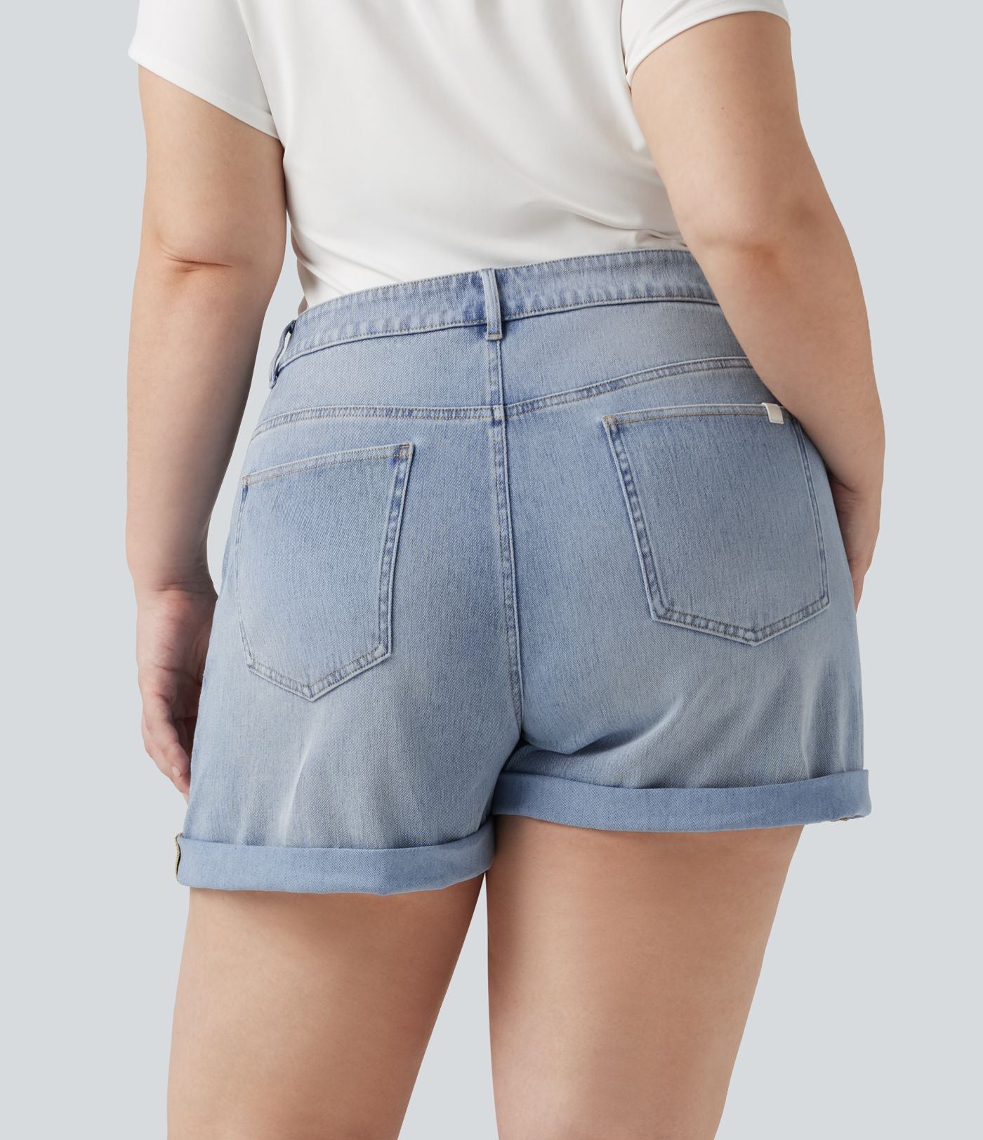 Short grande taille en jean Halara Flex™ délavé taille haute asymétrique avec ourlets retroussés et poches