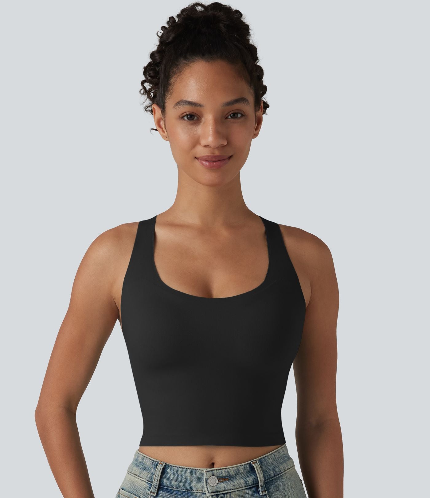 Crop top casual col U avec brassière intégrée — Bonnets B-E