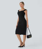 Robe moulante mi-longue décolleté cœur