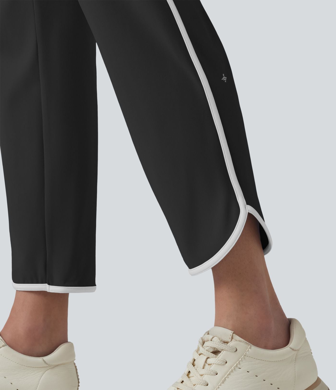 Pantalon de yoga fuselé SoftlyZero™ Airy taille haute effet frais InstantCool avec cordon de serrage, bords contrastants, ourlet arrondi et poches, protection solaire UPF50+