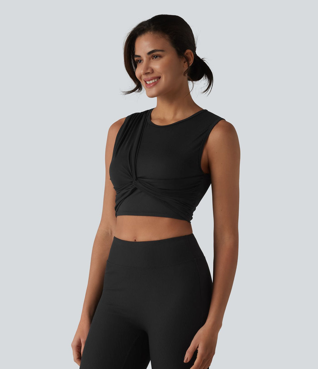 Brassière de sport courte en maille côtelée effet frais InstantCool anti-odeurs avec détail torsadé, superposition en mesh et brassière intégrée, protection solaire UPF40+