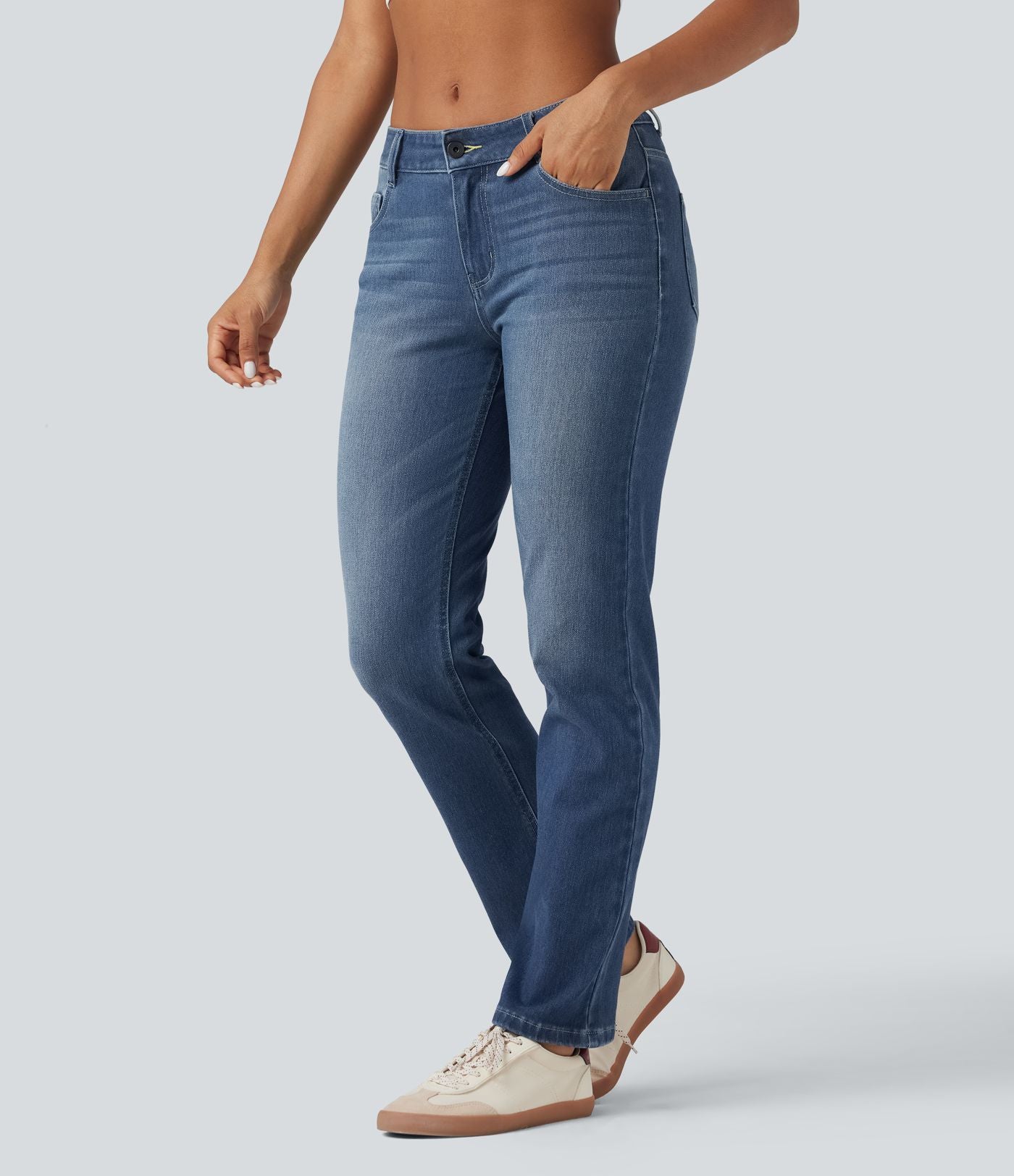 Jean décontracté Halara Flex™ taille basse à jambes droites avec bouton, fermeture éclair, multiples poches, effet délavé en maille extensible