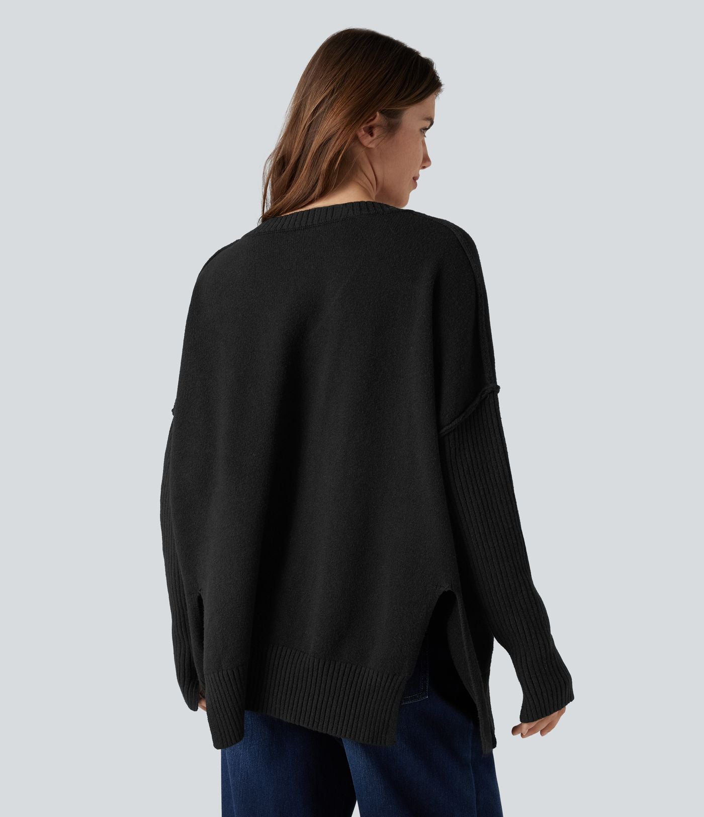 Pull col V manches raglan longues coupe décontractée