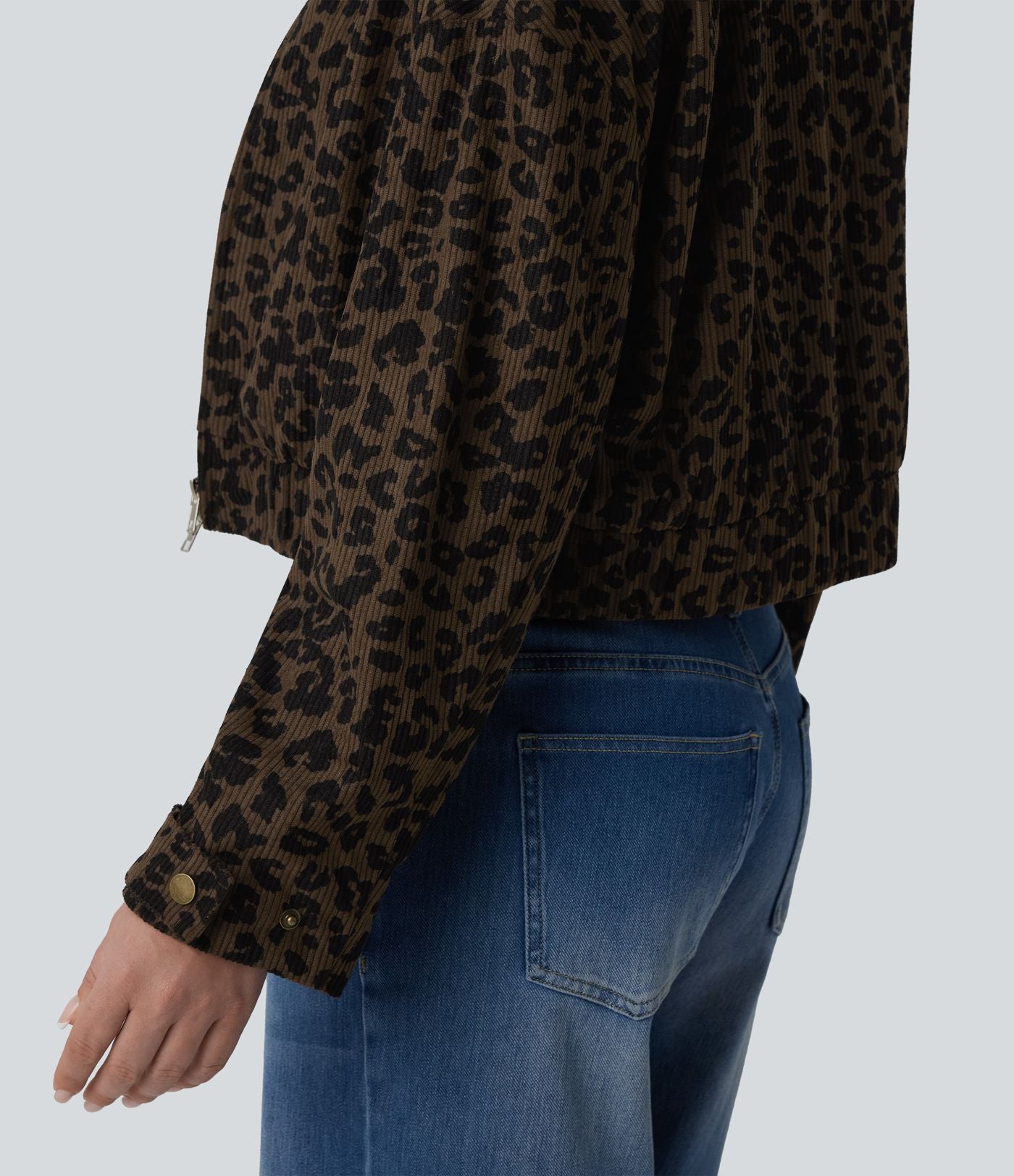 Veste bomber manches longues imprimé léopard avec poches