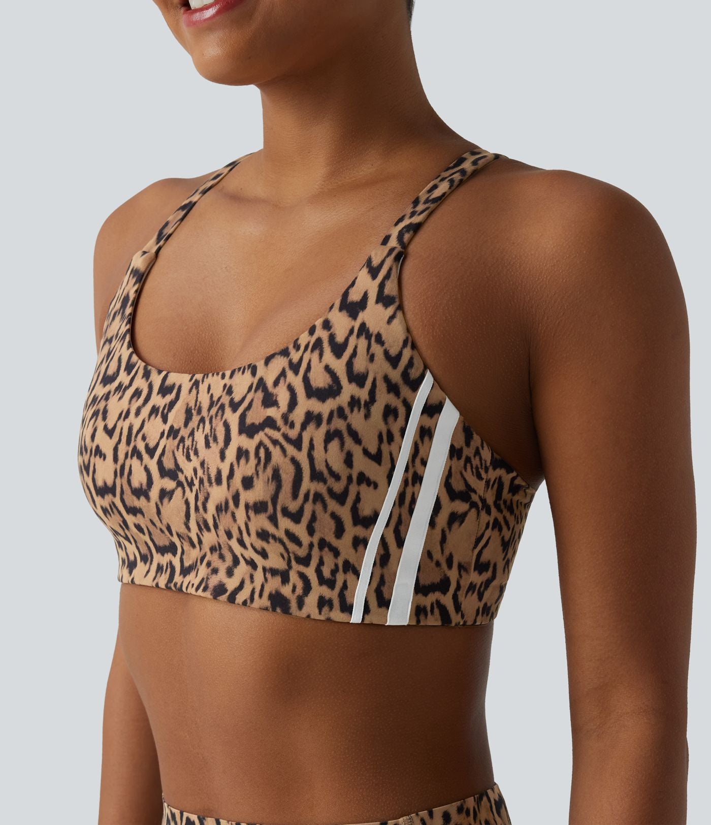 Brassière de sport d'entraînement à maintien moyen imprimé léopard et rayures color block Halara UltraSculpt™